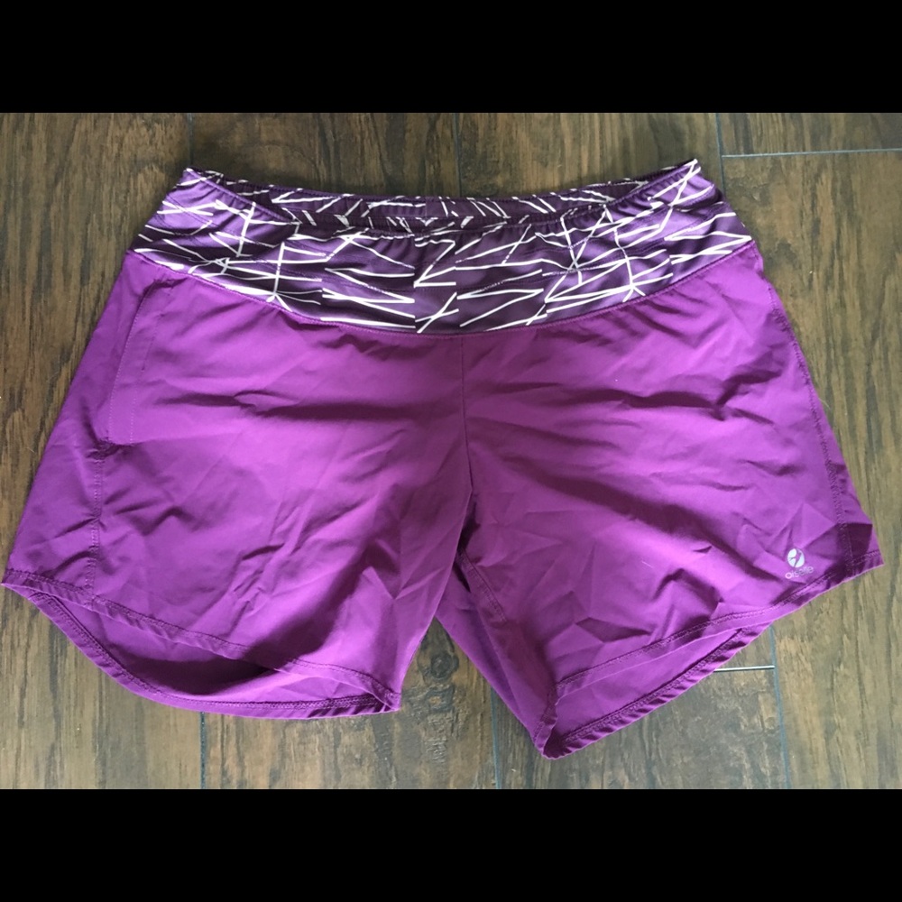 Oiselle Long Roga Short size 8